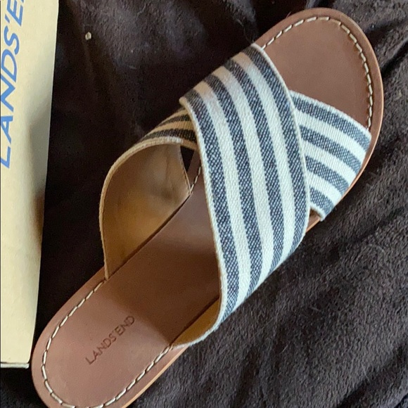 Lands' End Shoes - NIB Cute lands’ end sandals